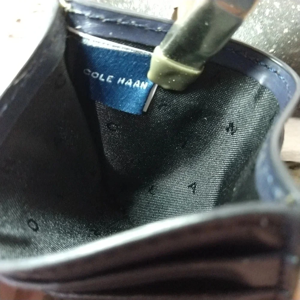 Cole Haan wallet, front pocket, leather, navy blue, card holder